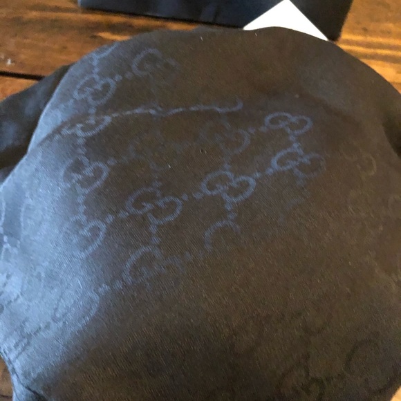 Gucci Authentic Scarve - Picture 5 of 5